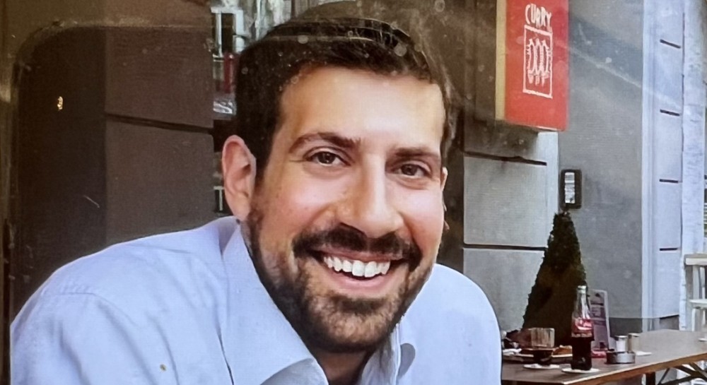 Πτώση αεροσκάφους στη Θήβα: Πατέρας ενός βρέφους ο νεκρός πιλότος (Video)