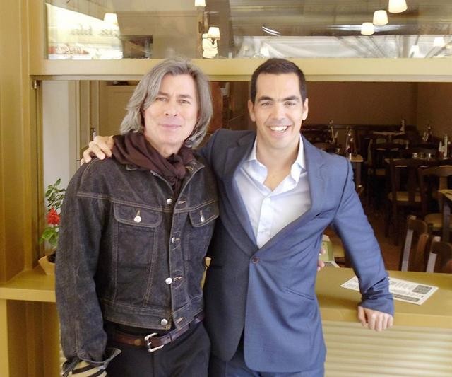 Ανακάλυψε  ...αδελφό του Τσίπρα!