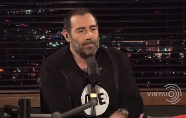 Σφοδρή επίθεση του Αντώνη Κανάκη στον Γρηγόρη Αρναούτογλου για το Βινύλιο (VIDEO)