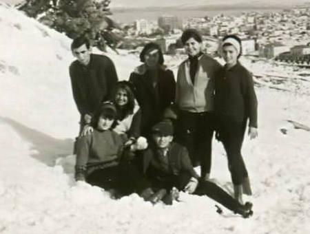 Γνωστοί Χαλκιδέοι στο χιονισμένο Καράμπαμπα πριν από 53 χρόνια