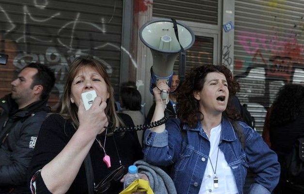 Απεργούν τη Δευτέρα οι σχολικές καθαρίστριες