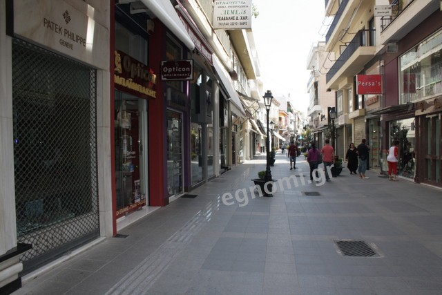 Κατέβασαν ρολά, αλλά δεν συμμετείχαν στις κινητοποιήσεις οι έμποροι της Χαλκίδας