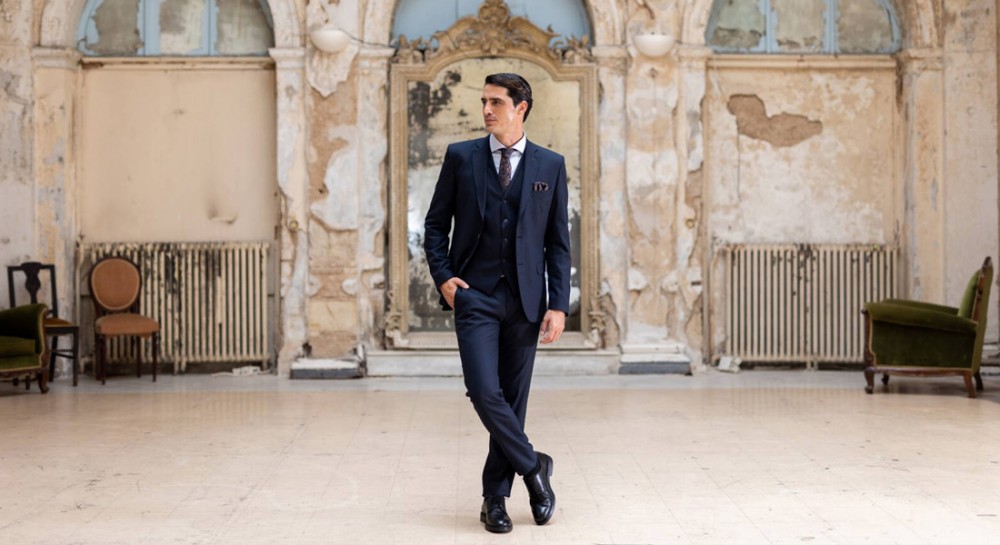 XΑΝΙΟΓΛΟΥ:Έχει γράψει ιστορία στο ανδρικό κοστούμι