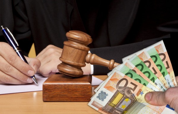 Έρχεται ...τσουνάμι κατασχέσεων για να καλυφθεί η τρύπα στα έσοδα