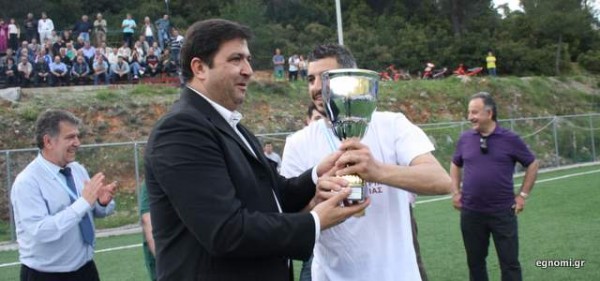 Ο ΑΟ Μακρυκάπας πήρε την κούπα του