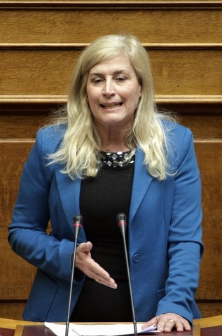Πρωτοφανής ατάκα της Ελένης Αυλωνίτου: Ο κ. Μητσοτάκης λέει π@π@ριές (VIDEO)