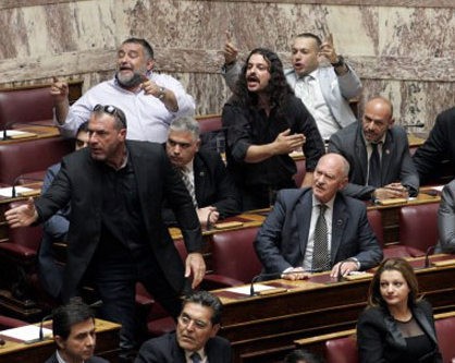 Άγριος καβγάς Μίχου-Τατσόπουλου (βίντεο)