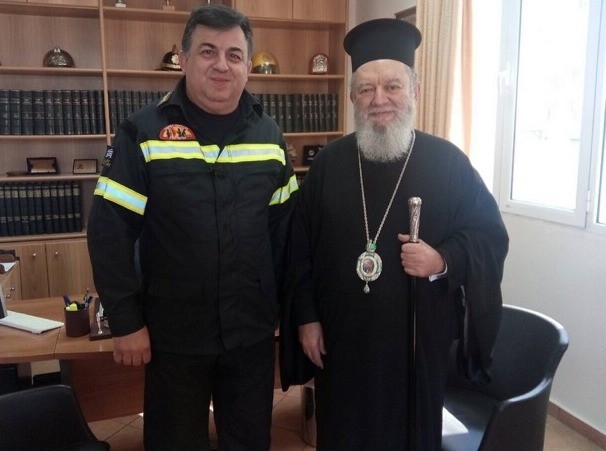 Ο Μητροπολίτης δώρισε εικόνα στο νέο Διοικητή της Πυροσβεστικής Υπηρεσίας Χαλκίδας