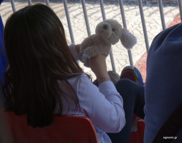 Το αρκουδάκι που ξεπροβόδισε τη Χαλκίδα και το απόλυτο κοντράστ συναισθημάτων στην Ερέτρια