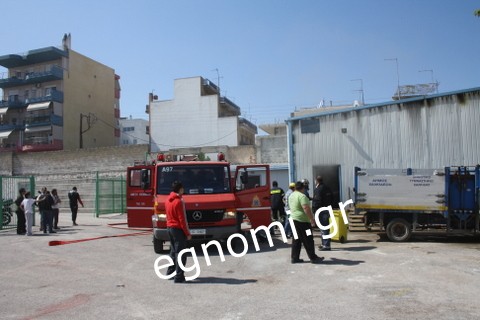 Δημοτικό Στάδιο Χαλκίδας: Άρπαξε φωτιά η αποθήκη!