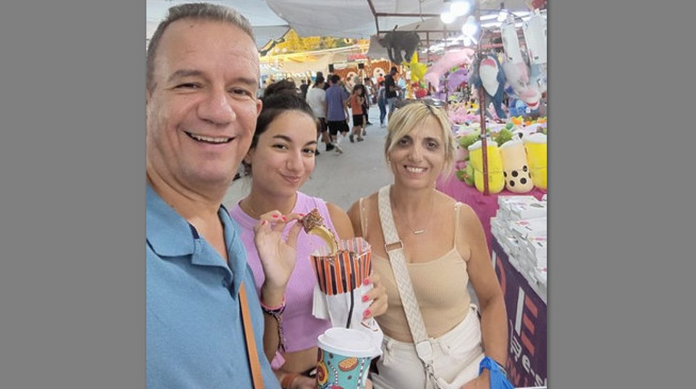 ΧΑΛΚΙΔΑ: Ο Σταύρος πήγε στο παζάρι με την σύζυγο και την κόρη