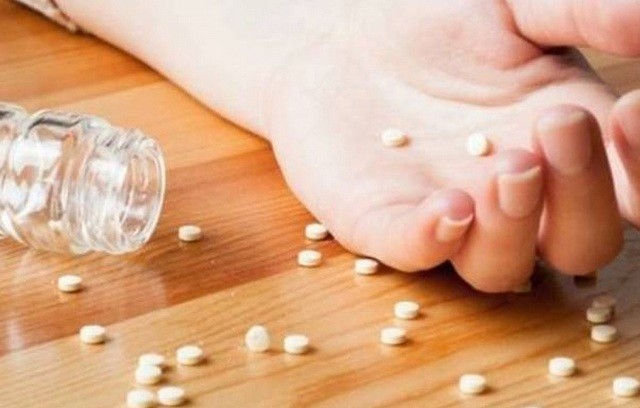 Απόπειρα αυτοκτονίας 16χρονης μαθήτριας με χάπια