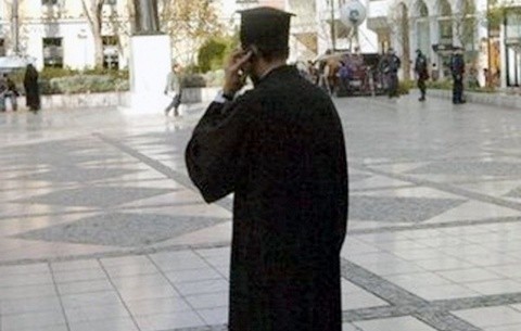 «Μαϊμού» πρωτοσύγκελος άρπαξε 235.000 ? από ιερείς