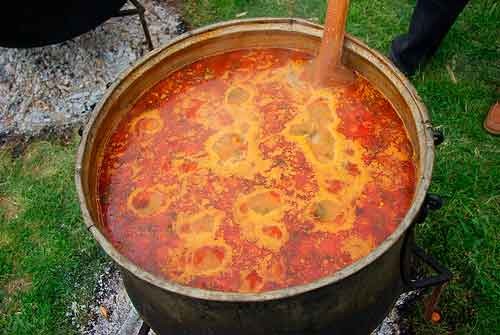 Κούλουμα με φασολάδα στο Βασιλικό