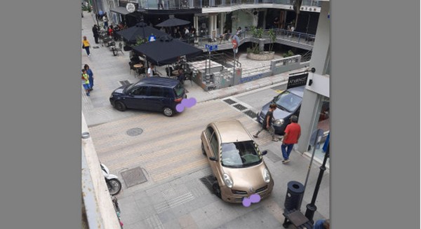 ΧΑΛΚΙΔΑ: Θαυμάστε παρκάρισμα στον πιο κεντρικό πεζόδρομο της πόλης