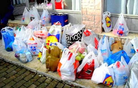 Χριστούγεννα με γεμάτο τραπέζι για 60 φτωχές οικογένειες