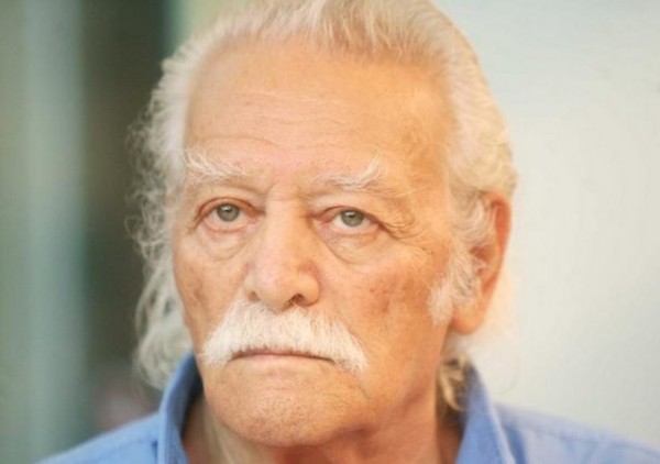 Έφυγε από τη ζωή ο Μανώλης Γλέζος