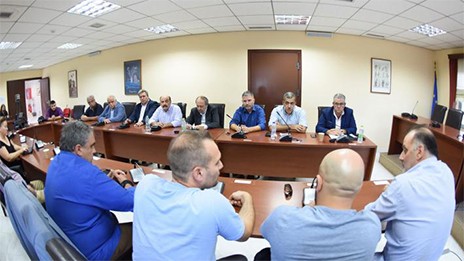 ΨΑΧΝΑ: Είδε έγκλημα στη ΛΑΡΚΟ ο Κουτσούμπας