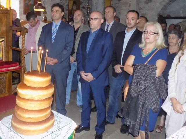 Οι εξωτερικοί φρουροί της Φυλακής Χαλκίδας τιμούν τον Άγιο Λογγίνο