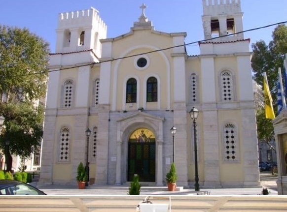 ΧΑΛΚΙΔΑ: Προσφορά τροφίμων από τους Ευβοιώτες φίλους του Αγίου Όρους