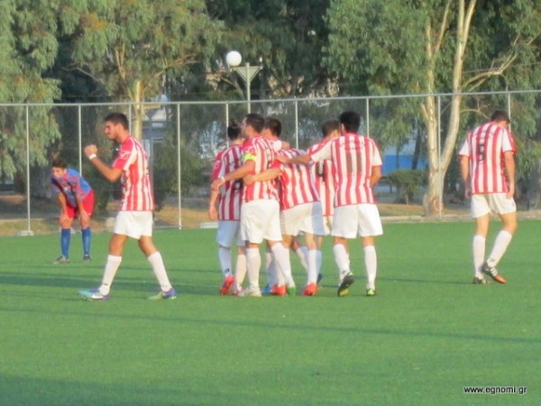 ΟΛΥΜΠΙΑΚΟΣ ΧΑΛΚΙΔΑΣ-ΠΡΟΠΟΝΤΙΔΑ 2-1: Ερυθρόλευκο το ντέρμπι της Χαλκίδας στη Β' ΕΠΣΕ