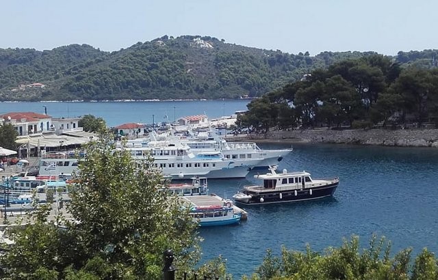 Μονοήμερη εκδρομή Χαλκιδέων στη Σκιάθο