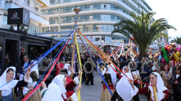 ΓΑΪΤΑΝΑΚΙΑ ΕΥΡΙΠΟΥ: Χορευτικός σεισμός στην παραλία Χαλκίδας (VIDEO)