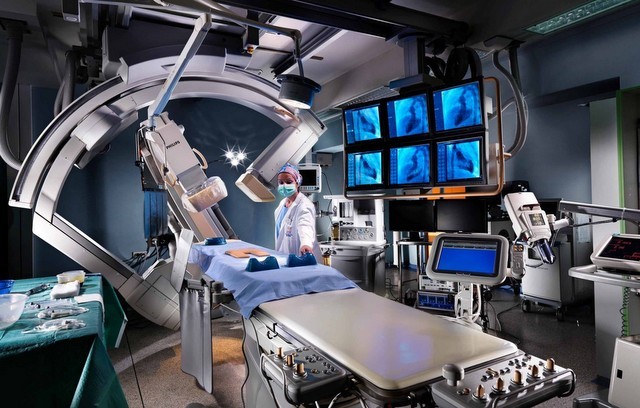 ΖΕΜΠΙΛΗΣ: Η δημιουργία αιμοδυναμικού εργαστηρίου στο Νοσοκομείο Χαλκίδας αποτελεί πρώτιστη προτεραιότητα