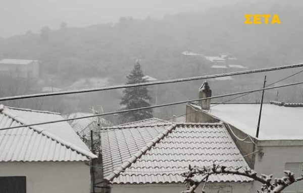 Χιονισμένα τοπία από διάφορες περιοχές της Εύβοιας