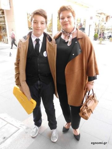 Σημαιοφόρος και κούκλος ο γιος