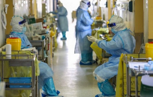 ΒΡΕΤΑΝΙΑ: 854 νεκροί σε μια μέρα από τον κορωνοϊό