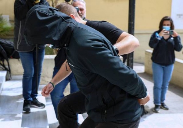 Επίθεση με καυστικό υγρό: Ελεύθερος υπό όρους ο 25χρονος για την επίθεση στην έγκυο