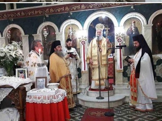 Θείες λειτουργίες και μνημόσυνα στη Βόρειο Εύβοια από τον Μητροπολίτη