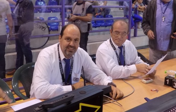 Μοντέλα οι κριτές στον αγώνα Κύμη - Ολυμπιακός