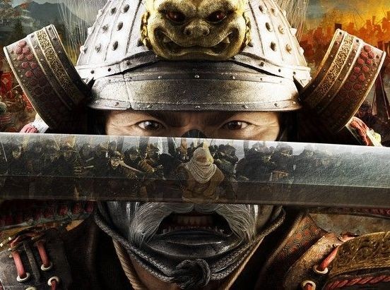 Σαμουράι κυκλοφορούσε στην κεντρική πλατεία της Καλαμάτας