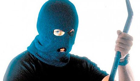 Ληστές στη Χαλκίδα χτύπησαν γυναίκα