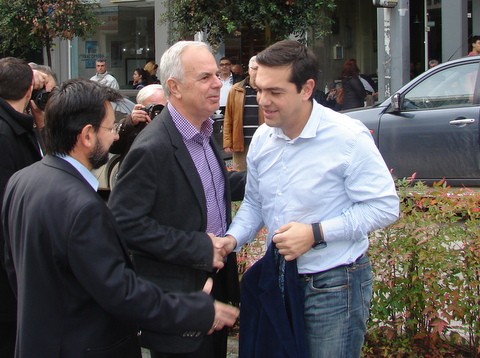 Δώστα όλα Πρόεδρε, ακόμη και το σακάκι σου