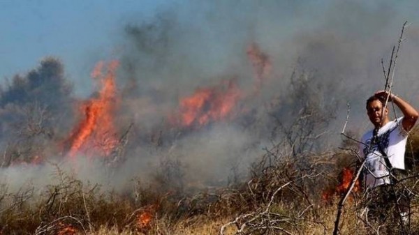 Καίγεται η Θάσος από άκρη σε άκρη
