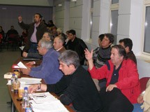 Eπαναστάτησαν στο Aφράτι