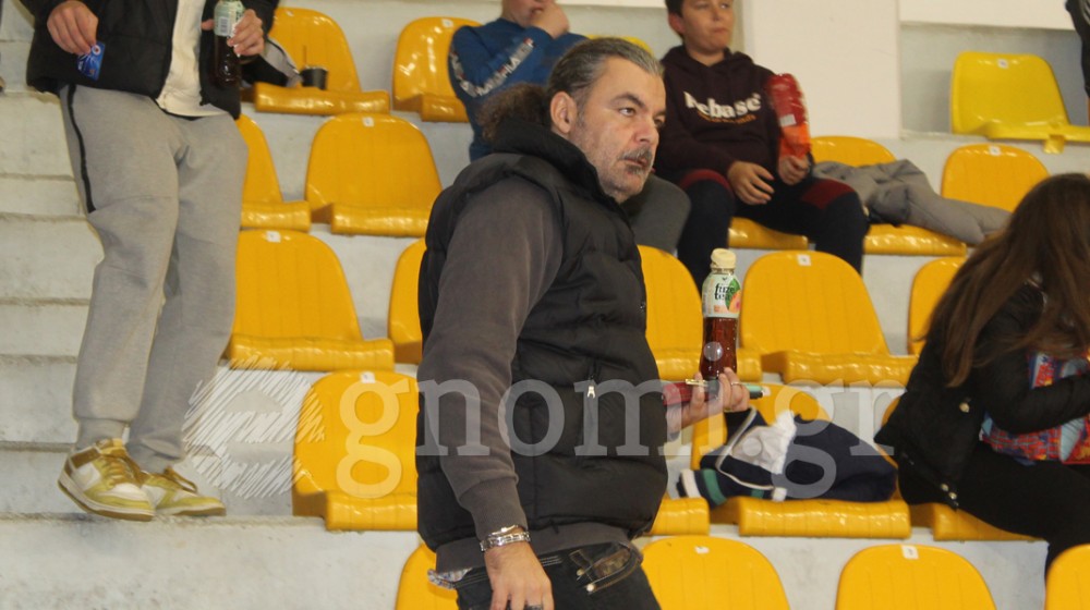 ΧΑΛΚΙΔΑ: Ο Μπάμπης Γκαρούτσος μπέρδεψε την ώρα του τζάμπολ και πήγε νωρίτερα στην ΑΓΕΧ