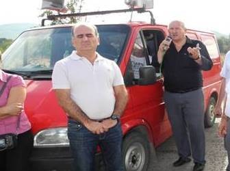 Ο Ψαρρός ... πουλάει πατάτες