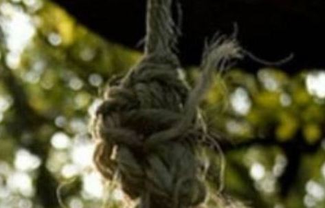 ΚΑΘΕΝΟΙ: Αυτοκτόνησε 90χρονος στην αυλή του σπιτιού του