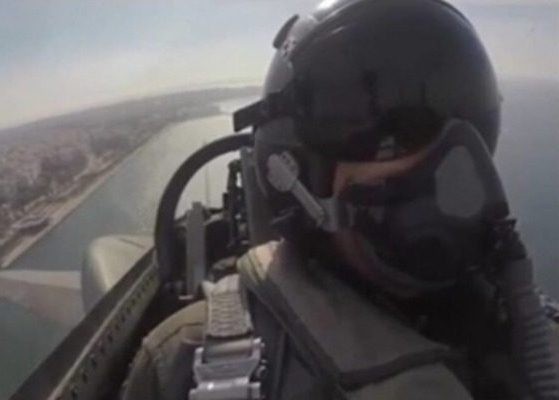 28 ΟΚΤΩΒΡΙΟΥ: Το μήνυμα του πιλότου της Πολεμικής Αεροπορίας (VIDEO)