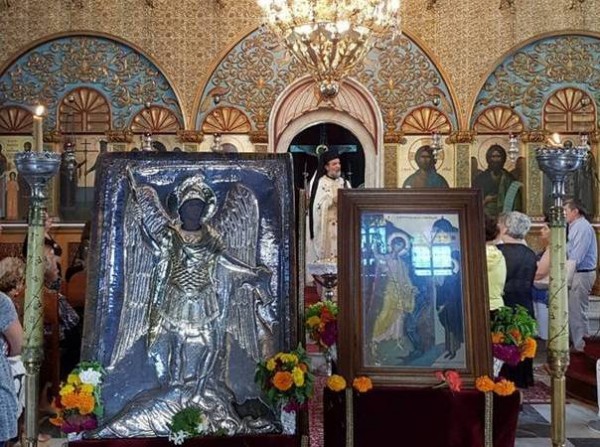 Η ξαφνική νεροποντή ματαίωσε τη λιτανεία της εικόνας του Ταξιάρχη Μιχαήλ