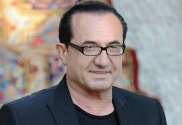 Ο Λευτέρης Πανταζής μεταφέρθηκε αιμόφυρτος στο νοσοκομείο