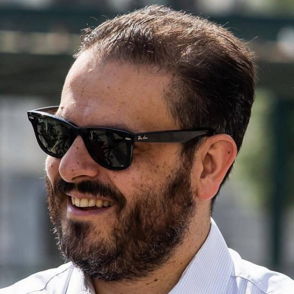 Πέθανε ο διευθυντής δημοτικής αστυνομίας της Αθήνας - Το αντίο του Κώστα Μπακογιάννη