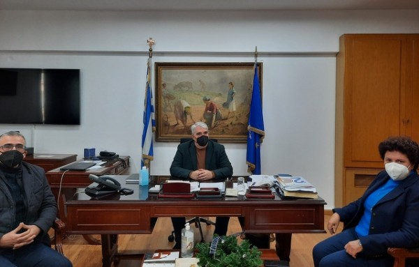 Ο υφυπουργός Σίμος Κεδίκογλου συναντήθηκε με την πρόεδρο του Πανελληνίου Κτηνιατρικού Συλλόγου