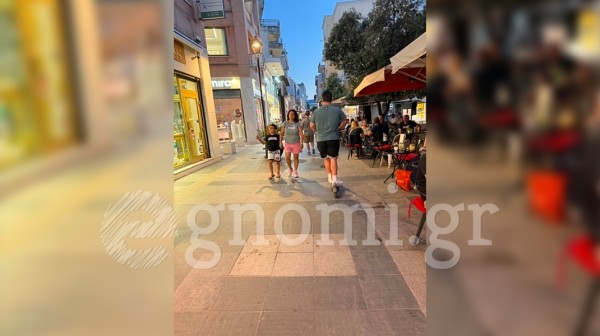 ΧΑΛΚΙΔΑ: Όργιο παρανομίας από οδηγούς με ηλεκτρικά πατίνια