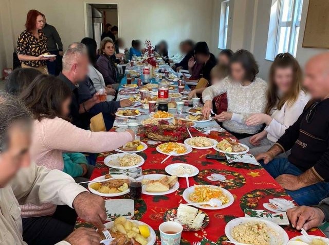 Χριστουγεννιάτικο γεύμα αγάπης από τον Δήμο Χαλκιδέων