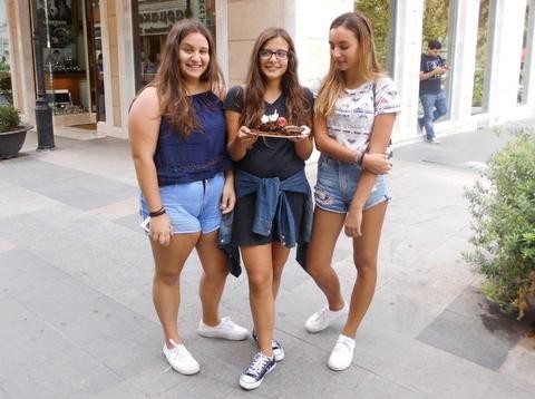 Χάπενινγκ στην Αβάντων τα γενέθλια της Έλενας